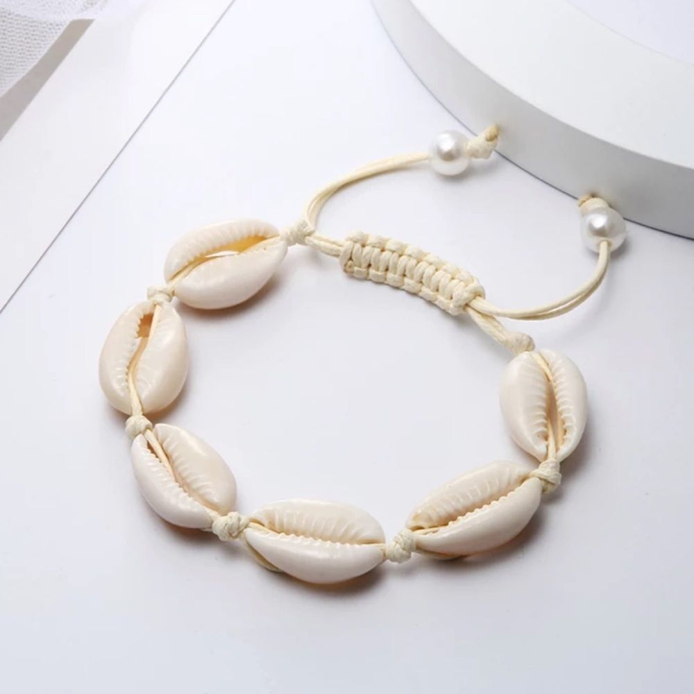 Bohemian Puka Shell Bracelet Adjustable NATURAL N